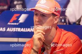 01.03.2001 Melbourne, Australien, Michael Schumacher (Ferrari) heute bei Pressekonferenz zur neuen Formel 1 Saison im australischen Melbourne.  c xpb.cc