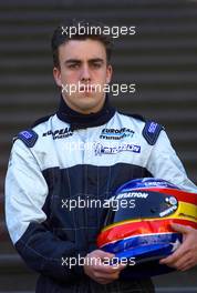 28.02.2001 Melbourne, Australien, F1-Pilot Fernando Alonso bei PrSsentation des neuen Formel 1 Minardi vor dem ParlamentsgebSude im australischen Melbourne. c xpb.cc