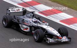 01.09.2001 Spa, Belgien, David Coulthard im McLaren-Mercedes am Samstag (01.09.2001) beim Training zum Formel 1 Grand Prix von Belgien am Sonntag in Spa. c Alex Grimm/xpb.cc