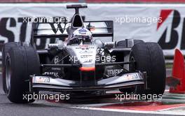 01.09.2001 Spa, Belgien, David Coulthard im McLaren-Mercedes am Samstag (01.09.2001) beim Qualifying zum Formel 1 Grand Prix von Belgien am Sonntag in Spa. c Alex Grimm/xpb.cc