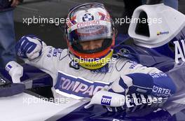 01.09.2001 Spa, Belgien, Juan Pablo Montoya im BMW-Williams nach seiner schnellsten Zeit am Samstag (01.09.2001) beim Qualifying zum Formel 1 Grand Prix von Belgien am Sonntag in Spa. c xpb.cc