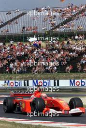 17.08.2001 Budapest, Ungarn, Michael Schumacher am Freitag (17.08.2001) beim Freien Training zum Formel 1 Grand Prix von Ungarn in Budapest. c xpb.cc