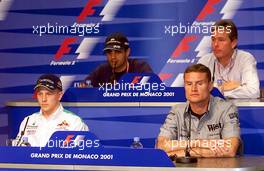 23.05.2001 Monte Carlo, Monaco, Ki mi RSikksnen, Juan Pablo Montoya und David COULTHARD bei Pressekonferenz am Mittwoch (23.05.2001) zum Formel 1 Grand Prix von Monaco. c xpb.cc