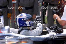 26.05.2001 Monte Carlo, Monaco, David Coulthard (McLaren-Mercedes) nach seiner schnellsten Zeit im Qualifying am Samstag (26.05.2001) zum Formel 1 Grand Prix von Monaco. c xpb.cc