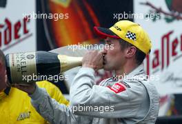 05.05.2002 Zolder, Belgien, DTM, PODIUM am Sonntag in Zolder, Bernd Schneider, 3ter, Belgien c xpb.cc Email: info@xpb.cc, weitere Bilder auf der Datenbank: www.xpb.cc