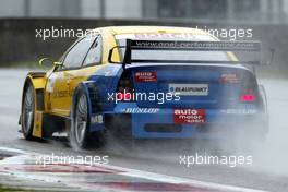 05.05.2002 Zolder, Belgien, DTM, Sonntag in Zolder, Manuel Reuter (Opel Team Phoenix) auf regennasser Strecke, Training, Belgien c xpb.cc Email: info@xpb.cc, weitere Bilder auf der Datenbank: www.xpb.cc