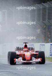 02.03.2002 Melbourne, Australien, Qualifying, Strecke, Michael Schumacher (Scuderia Ferrari Marlboro) c xpb.cc Mail: info@xpb.cc  Datenbank: www.xpb.cc 