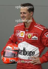 28.02.2002 Melbourne, Australien, Portrait von Michael Schumacher (Scuderia Ferrari Marlboro). Auftakt zur Formel1 Saison 2002 in Melbourne (MEL) c xpb.cc Mail: info@xpb.cc  Datenbank: www.xpb.cc  