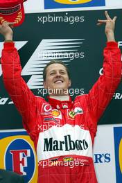 01.09.2002 Spa-Francorchamps, Belgien, F1 in Spa, Sonntag, Podium, Michael Schumacher (1ter), Circuit de Spa Francorchamps, Formel 1 Grand Prix (GP) von Belgien 2002 (Belgian, BEL) c xpb.cc - weitere Bilder auf der Datenbank unter www.xpb.cc - Email: info@xpb.cc