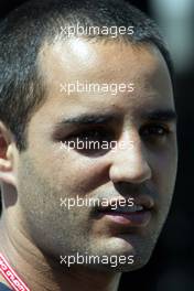 25.04.2002 Barcelona, Spanien, Juan Pablo Montoya im Fahrerlager - Paddock am Donnerstag, Portrait, Formel 1 Grand Prix (GP) von Spanien 2002. c xpb.cc Email: info@xpb.cc, weitere Bilder auf der Datenbank: www.xpb.cc