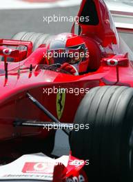 19.07.2002 Magny-Cours, Frankreich, F1 in Frankreich, Training am Freitag, Michael Schumacher (Ferrari) auf der Strecke, Formel 1 Grand Prix (GP) von Frankreich 2002 (France, Nevers Magny - Cours) c xpb.cc - weitere Bilder auf der Datenbank unter www.xpb.cc - Email: info@xpb.cc