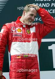 21.07.2002 Magny-Cours, Frankreich, F1 in Frankreich, Podium am Sonntag, Michael Schumacher (Ferrari) ist neuer Formel1 Welmeister, Formel 1 Grand Prix (GP) von Frankreich 2002 (France, Nevers Magny - Cours) c xpb.cc - weitere Bilder auf der Datenbank unter www.xpb.cc - Email: info@xpb.cc