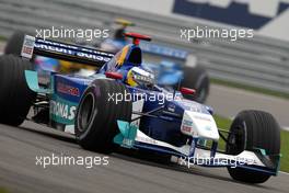 28.09.2002 Indianapolis, USA, F1 in Indianapolis, Samstag, Nick Heidfeld (Sauber Petronas, C21, Nr. 07) auf der Strecke, 2002 SAP United States Grand Prix - (USGP, Formel 1, USA, Grand Prix, GP). c xpb.cc - weitere Bilder auf der Datenbank unter www.xpb.cc - Email: info@xpb.cc