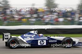 28.09.2002 Indianapolis, USA, F1 in Indianapolis, Samstag, Juan Pablo Montoya (BMW WilliamsF1, FW24, Nr. 06) auf der Strecke, 2002 SAP United States Grand Prix - (USGP, Formel 1, USA, Grand Prix, GP). c xpb.cc - weitere Bilder auf der Datenbank unter www.xpb.cc - Email: info@xpb.cc