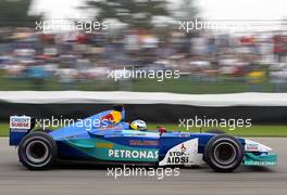 28.09.2002 Indianapolis, USA, F1 in Indianapolis, Samstag, Nick Heidfeld (Sauber Petronas, C21, Nr. 07) auf der Strecke, 2002 SAP United States Grand Prix - (USGP, Formel 1, USA, Grand Prix, GP). c xpb.cc - weitere Bilder auf der Datenbank unter www.xpb.cc - Email: info@xpb.cc