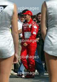 29.09.2002 Indianapolis, USA, F1 in Indianapolis, Sonntag 29.09.2002, Fahrerparade, Michael Schumacher, 2002 SAP United States Grand Prix - (USGP, Formel 1, USA, Grand Prix, GP). c xpb.cc - weitere Bilder auf der Datenbank unter www.xpb.cc - Email: info@xpb.cc