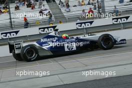 27.09.2002 Indianapolis, USA, F1 in Indianapolis, Freitag, Ralf Schumacher (BMW WilliamsF1, FW24, Nr. 05) auf der Strecke, 2002 SAP United States Grand Prix - (USGP, Formel 1, USA, Grand Prix, GP). c xpb.cc - weitere Bilder auf der Datenbank unter www.xpb.cc - Email: info@xpb.cc