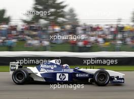 28.09.2002 Indianapolis, USA, F1 in Indianapolis, Samstag, Juan Pablo Montoya (BMW WilliamsF1, FW24, Nr. 06) auf der Strecke, 2002 SAP United States Grand Prix - (USGP, Formel 1, USA, Grand Prix, GP). c xpb.cc - weitere Bilder auf der Datenbank unter www.xpb.cc - Email: info@xpb.cc