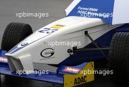 19.04.2002 Hockenheim, Deutschland, Formel BMW ADAC Meisterschaft 2002, Regen am Freitag in Hockenheim, FEATURE, Box c xpb.cc Mail: info@xpb.cc  Datenbank: www.xpb.cc