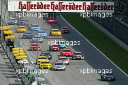 07.09.2003 Zeltweg, Österreich, Start of the race, with a good start for Marcel Fässler (CHE), AMG-Mercedes, Mercedes-Benz CLK-DTM, and a bad start for Jean Alesi (FRA), AMG-Mercedes, Mercedes-Benz CLK-DTM who falls back immediately - DTM 2003 in Zeltweg, Grand-Prix-Kurs des A1-Ring, Österreich (Deutsche Tourenwagen Masters)  - Weitere Bilder auf www.xpb.cc, eMail: info@xpb.cc - Belegexemplare senden.  c Copyright: Kennzeichnung mit: Miltenburg / xpb.cc