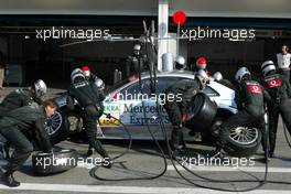 07.09.2003 Zeltweg, Österreich, Pitstop of Christijan Albers (NED), Express-Service AMG-Mercedes, Mercedes-Benz CLK-DTM - DTM 2003 in Zeltweg, Grand-Prix-Kurs des A1-Ring, Österreich (Deutsche Tourenwagen Masters)  - Weitere Bilder auf www.xpb.cc, eMail: info@xpb.cc - Belegexemplare senden.  c Copyright: Kennzeichnung mit: Miltenburg / xpb.cc