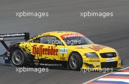 06.06.2003 Klettwitz, Deutschland, Laurent Aiello (FRA), Hasseröder Abt-Audi, Abt-Audi TT-R, spinning into the concrete barrier at the end of the session - DTM 2003 in Klettwitz, EuroSpeedway Lausitz, Lausitzring (Deutsche Tourenwagen Masters)  - Weitere Bilder auf www.xpb.cc, eMail: info@xpb.cc - Belegexemplare senden. c Copyright: Kennzeichnung mit: Miltenburg / xpb.cc