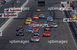 08.06.2003 Klettwitz, Deutschland, Start of the race, Bernd Schneider (GER), Vodafone AMG-Mercedes, Mercedes-Benz CLK-DTM, leading the field to the first corner - DTM 2003 in Klettwitz, EuroSpeedway Lausitz, Lausitzring (Deutsche Tourenwagen Masters)  - Weitere Bilder auf www.xpb.cc, eMail: info@xpb.cc - Belegexemplare senden. c Copyright: Kennzeichnung mit: Miltenburg / xpb.cc