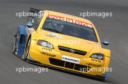 06.06.2003 Klettwitz, Deutschland, Jeroen Bleekemolen (NED), OPC Euroteam, Opel Astra V8 Coupé - DTM 2003 in Klettwitz, EuroSpeedway Lausitz, Lausitzring (Deutsche Tourenwagen Masters)  - Weitere Bilder auf www.xpb.cc, eMail: info@xpb.cc - Belegexemplare senden. c Copyright: Kennzeichnung mit: Miltenburg / xpb.cc