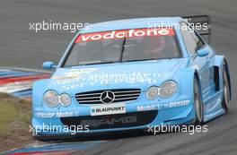 06.06.2003 Klettwitz, Deutschland, Stefan Mücke (GER), Service 24h AMG-Mercedes, Mercedes-Benz CLK-DTM - DTM 2003 in Klettwitz, EuroSpeedway Lausitz, Lausitzring (Deutsche Tourenwagen Masters)  - Weitere Bilder auf www.xpb.cc, eMail: info@xpb.cc - Belegexemplare senden. c Copyright: Kennzeichnung mit: Miltenburg / xpb.cc