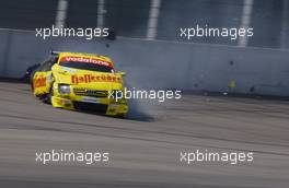 06.06.2003 Klettwitz, Deutschland, Christian Abt (GER), Hasseröder Abt-Audi, Abt-Audi TT-R, crashing into the concrete barrier (like his teammate Laurent Aiello (FRA), Hasseröder Abt-Audi, Abt-Audi TT-R in the morning) - DTM 2003 in Klettwitz, EuroSpeedway Lausitz, Lausitzring (Deutsche Tourenwagen Masters)  - Weitere Bilder auf www.xpb.cc, eMail: info@xpb.cc - Belegexemplare senden. c Copyright: Kennzeichnung mit: Miltenburg / xpb.cc