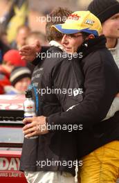 05.10.2003 Hockenheim, Deutschland, Christian Abt (GER), Hasseröder Abt-Audi, Portrait, congratulates Bernd Schneider (GER), Vodafone AMG-Mercedes, Portrait, with winning the championship - DTM 2003 in Hockenheim, Grand-Prix-Kurs des Hockenheimring Baden-Württemberg (Deutsche Tourenwagen Masters)  - Weitere Bilder auf www.xpb.cc, eMail: info@xpb.cc - Belegexemplare senden.  c Copyright: Kennzeichnung mit: Pieters / xpb.cc