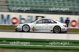 07.04.2003 Hockenheim, Deutschland, Bernd Schneider (GER), Team Vodafone AMG-Mercedes, Mercedes-Benz CLK-DTM, DTM 2003 in Hockenheim, Grand-Prix-Kurs des Hockenheimring Baden-Württemberg (Deutsche Tourenwagen Masters)  c Copyright: Photos mit - M. Miltenburg/xpb.cc - kennzeichnen, weitere Bilder auf www.xpb.cc, eMail: info@xpb.cc - Belegexemplare senden.