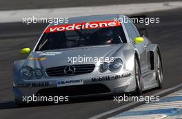 08.04.2003 Hockenheim, Deutschland, Bernd Schneider (GER), Team Vodafone AMG-Mercedes, Mercedes-Benz CLK-DTM, DTM 2003 in Hockenheim, Grand-Prix-Kurs des Hockenheimring Baden-Württemberg (Deutsche Tourenwagen Masters)  c Copyright: Photos mit - M. Miltenburg/xpb.cc - kennzeichnen, weitere Bilder auf www.xpb.cc, eMail: info@xpb.cc - Belegexemplare senden.