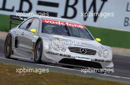 07.04.2003 Hockenheim, Deutschland, Bernd Schneider (GER), Team Vodafone AMG-Mercedes, Mercedes-Benz CLK-DTM, DTM 2003 in Hockenheim, Grand-Prix-Kurs des Hockenheimring Baden-Württemberg (Deutsche Tourenwagen Masters)  c Copyright: Photos mit - M. Miltenburg/xpb.cc - kennzeichnen, weitere Bilder auf www.xpb.cc, eMail: info@xpb.cc - Belegexemplare senden.