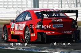 08.04.2003 Hockenheim, Deutschland, Manuel Reuter (GER), OPC Team Holzer, Opel Astra V8 Coupé in the car of Peter Dumbreck (GBR), DTM 2003 in Hockenheim, Grand-Prix-Kurs des Hockenheimring Baden-Württemberg (Deutsche Tourenwagen Masters)  c Copyright: Photos mit - M. Miltenburg/xpb.cc - kennzeichnen, weitere Bilder auf www.xpb.cc, eMail: info@xpb.cc - Belegexemplare senden.