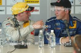 11.05.2003 Adria, Italien, Christijan Albers (NED), ExpressService AMG-Mercedes, Portrait, discusses the race with Mattias Ekström (SWE), PlayStation 2 Red Bull Abt-Audi, Portrait, press conference - F3 Euro Series 2003 in Adria, Adria International Raceway (Formel 3 Euro Series)  - Weitere Bilder auf www.xpb.cc, eMail: info@xpb.cc - Belegexemplare senden. c Copyright: Kennzeichnung mit: Miltenburg / xpb.cc