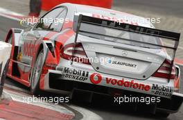 24.05.2003 Nürburg, Deutschland, Bernd Schneider (GER), Vodafone AMG-Mercedes, Mercedes-Benz CLK-DTM - DTM 2003 in Nürburg, Grand-Prix-Kurs des Nürburgring (Deutsche Tourenwagen Masters)  - Weitere Bilder auf www.xpb.cc, eMail: info@xpb.cc - Belegexemplare senden. c Copyright: Kennzeichnung mit: Miltenburg / xpb.cc