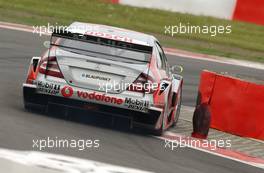 24.05.2003 Nürburg, Deutschland, Bernd Schneider (GER), Vodafone AMG-Mercedes, Mercedes-Benz CLK-DTM - DTM 2003 in Nürburg, Grand-Prix-Kurs des Nürburgring (Deutsche Tourenwagen Masters)  - Weitere Bilder auf www.xpb.cc, eMail: info@xpb.cc - Belegexemplare senden. c Copyright: Kennzeichnung mit: Miltenburg / xpb.cc