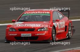 24.05.2003 Nürburg, Deutschland, Peter Dumbreck (GBR), OPC Team Phoenix, Opel Astra V8 Coupé - DTM 2003 in Nürburg, Grand-Prix-Kurs des Nürburgring (Deutsche Tourenwagen Masters)  - Weitere Bilder auf www.xpb.cc, eMail: info@xpb.cc - Belegexemplare senden. c Copyright: Kennzeichnung mit: Miltenburg / xpb.cc