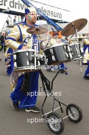 25.05.2003 Nürburg, Deutschland, Startfield presentation, local band, playing in traditional costume - DTM 2003 in Nürburg, Grand-Prix-Kurs des Nürburgring (Deutsche Tourenwagen Masters)  - Weitere Bilder auf www.xpb.cc, eMail: info@xpb.cc - Belegexemplare senden. c Copyright: Kennzeichnung mit: Miltenburg / xpb.cc