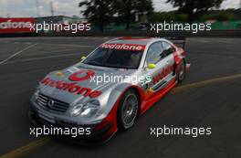 21.06.2003 Nürnberg, Deutschland, Bernd Schneider (GER), Vodafone AMG-Mercedes, Mercedes-Benz CLK-DTM - DTM 2003 in Nürnberg, Norisring (Deutsche Tourenwagen Masters)  - Weitere Bilder auf www.xpb.cc, eMail: info@xpb.cc - Belegexemplare senden. c Copyright: Kennzeichnung mit: Miltenburg / xpb.cc