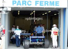 07.03.2003 Melbourne, Australien, MEL, Formel1, Freitag, 1tes Qualifying (1-2pm),  PARK FERME - Albert Park Circuit, (Fosters Australian Grand Prix 2003, Victoria, Australia, Formel 1, F1)  c Copyright: Photos mit - xpb.cc - kennzeichnen, weitere Bilder auf www.xpb.cc, eMail: info@xpb.cc - Belegexemplare senden.