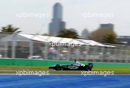 07.03.2003 Melbourne, Australien, MEL, Formel1, Freitag, 1tes Qualifying (1-2pm),  David Coulthard (GB, 05), West McLaren Mercedes, MP4-17D, auf der Strecke (Track) - Albert Park Circuit, (Fosters Australian Grand Prix 2003, Victoria, Australia, Formel 1, F1)  c Copyright: Photos mit - xpb.cc - kennzeichnen, weitere Bilder auf www.xpb.cc, eMail: info@xpb.cc - Belegexemplare senden.