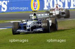 08.03.2003 Melbourne, Australien, MEL, Formel1, Samstag, Training, Ralf Schumacher (D, 04), BMW WilliamsF1 Team, FW25, auf der Strecke (Track), im Gras - Albert Park Circuit, (Fosters Australian Grand Prix 2003, Victoria, Australia, Formel 1, F1)  c Copyright: Photos mit - xpb.cc - kennzeichnen, weitere Bilder auf www.xpb.cc, eMail: info@xpb.cc - Belegexemplare senden.