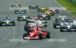 09.03.2003 Melbourne, Australien, MEL, Formel1, Sonntag, Start zum GP, Michael Schumacher (D, 01), Scuderia Ferrari Marlboro, F2002, auf der Strecke (Track) vor dem Feld - Albert Park Circuit, (Fosters Australian Grand Prix 2003, Victoria, Australia, Formel 1, F1)  c Copyright: Photos mit - xpb.cc - kennzeichnen, weitere Bilder auf www.xpb.cc, eMail: info@xpb.cc - Belegexemplare senden.