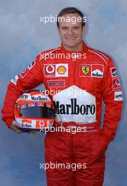 06.03.2003 Melbourne, Australien, MEL, Formel1, Donnerstag, offizielles FIA Portrait Shooting der Fahrer: Rubens Barrichello (BR, 02), Scuderia Ferrari Marlboro, Portrait - Albert Park Circuit, (Fosters Australian Grand Prix 2003, Victoria, Australia, Formel 1, F1)  c Copyright: Photos mit - xpb.cc - kennzeichnen, weitere Bilder auf www.xpb.cc, eMail: info@xpb.cc - Belegexemplare senden.