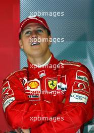 16.05.2003 Spielberg, Österreich, AT, Formel1, Freitag, Michael Schumacher (D, 01, F2003-GA), Scuderia Ferrari Marlboro, nach seiner Runde in der Box (Pit) - Formel 1 Grand Prix (GP) von Austria 2003 auf dem A1 Ring, Oesterreich, Zeltweg, Spielberg, Austria - Weitere Bilder auf www.xpb.cc, eMail: info@xpb.cc - Belegexemplare senden. Abdruck ist honorarpflichtig. c Copyrightnachweis: xpb.cc