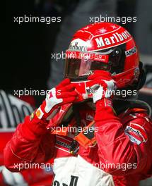 18.05.2003 Spielberg, Österreich, AT, Formel1, Sonntag, Rennen, Michael Schumacher (D, Ferrari) im Park Ferme - Formel 1 Grand Prix (GP) von Austria 2003 auf dem A1 Ring, Oesterreich, Zeltweg, Spielberg, Austria - Weitere Bilder auf www.xpb.cc, eMail: info@xpb.cc - Belegexemplare senden. Abdruck ist honorarpflichtig. c Copyrightnachweis: xpb.cc