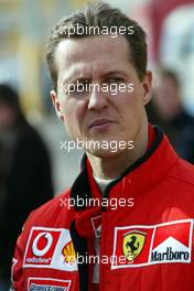 04.02.2003 Barcelona, Spanien, BCN, Formel1 Tests, Dienstag, Michael Schumacher (D), Scuderia Ferrari Marlboro, Portrait - Circuit de Catalunya in Granollers bei Barcelona  (Februar, Testfahrten, Catalunia, Spain, Formel 1, F1, 2003)  c Copyright: Photos mit - xpb.cc - kennzeichnen, weitere Bilder auf der Bilddatenbank