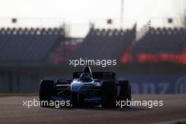 13.01.2003 Barcelona, Spanien, BCN, Formel1 Tests, Montag, hier: Marc Gene (BMW WilliamsF1) auf dem Track - Circuit de Catalunia in Granollers bei Barcelona (Januar, Testfahrten, Spain, Formel 1, F1, 2003)  c Copyright: Photos mit - xpb.cc - kennzeichnen, weitere Bilder auf der Bilddatenbank
